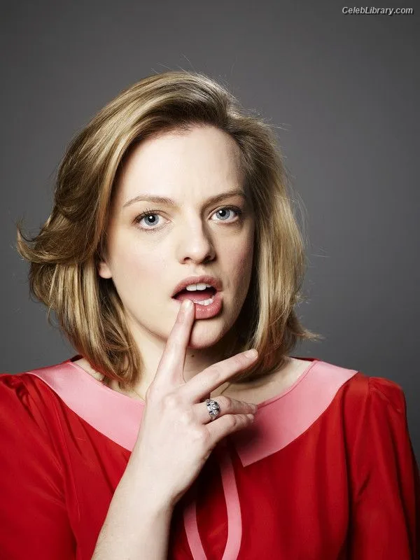 Elisabeth Moss photo 3 of 187
