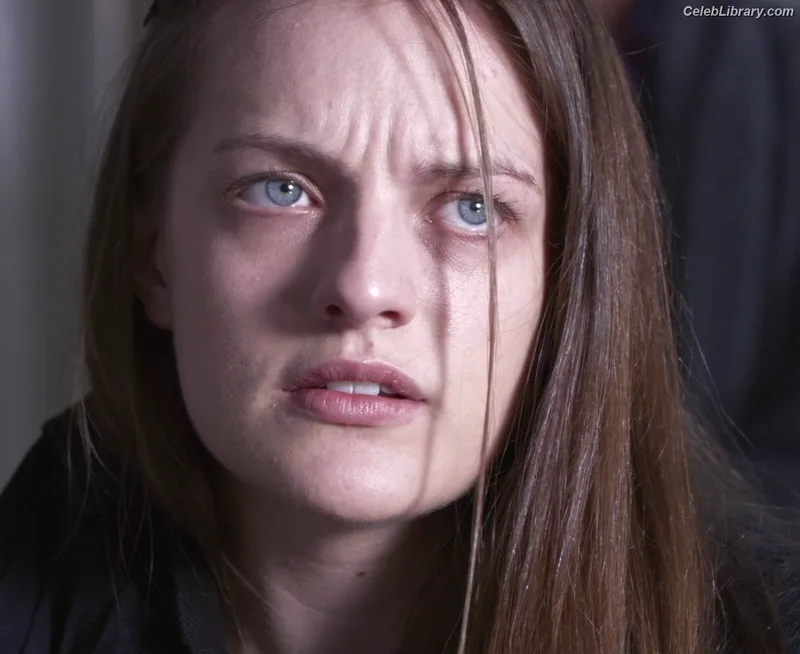 Elisabeth Moss photo 18 of 187