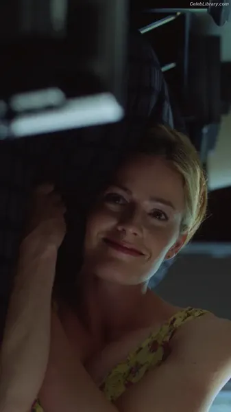 Elisabeth Shue