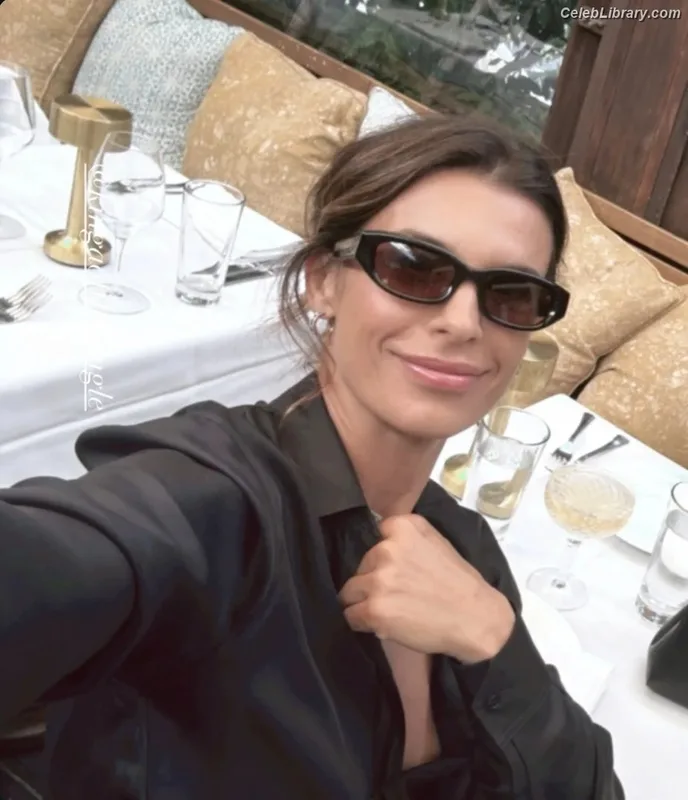 Elisabetta Canalis photo 4 of 844