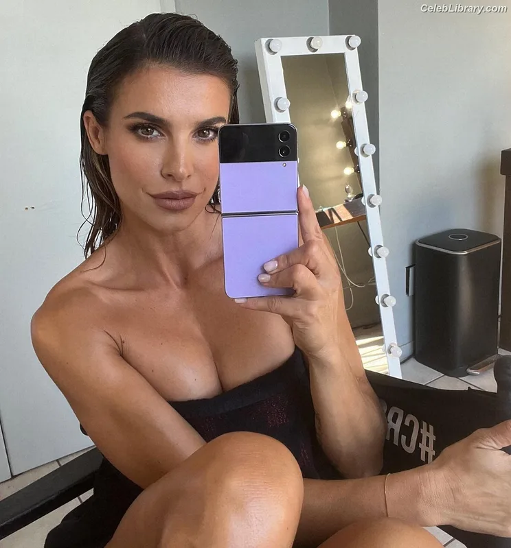 Elisabetta Canalis photo 14 of 844