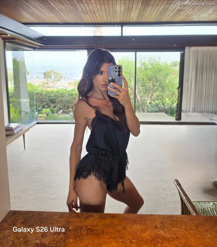 Elisabetta Canalis photo 23 of 844