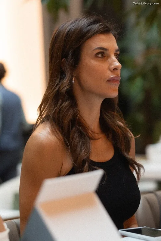Elisabetta Canalis photo 17 of 844