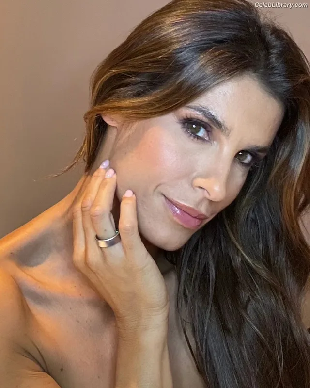 Elisabetta Canalis photo 19 of 844