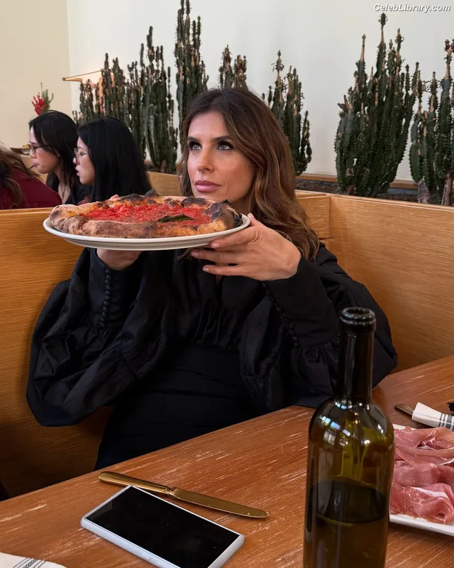 Elisabetta Canalis photo 22 of 844