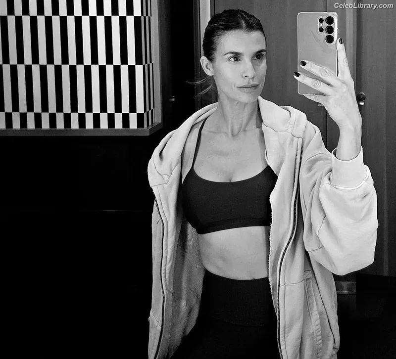 Elisabetta Canalis photo 16 of 844