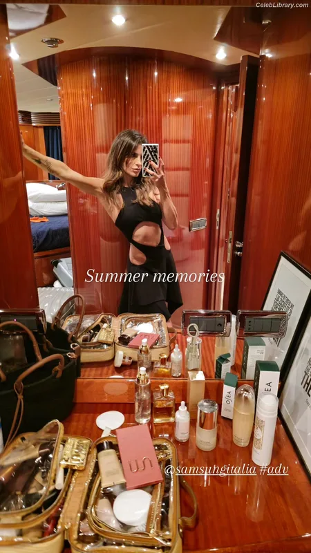 Elisabetta Canalis photo 23 of 844