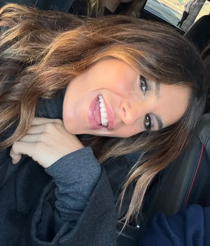 Elisabetta Canalis photo 12 of 844