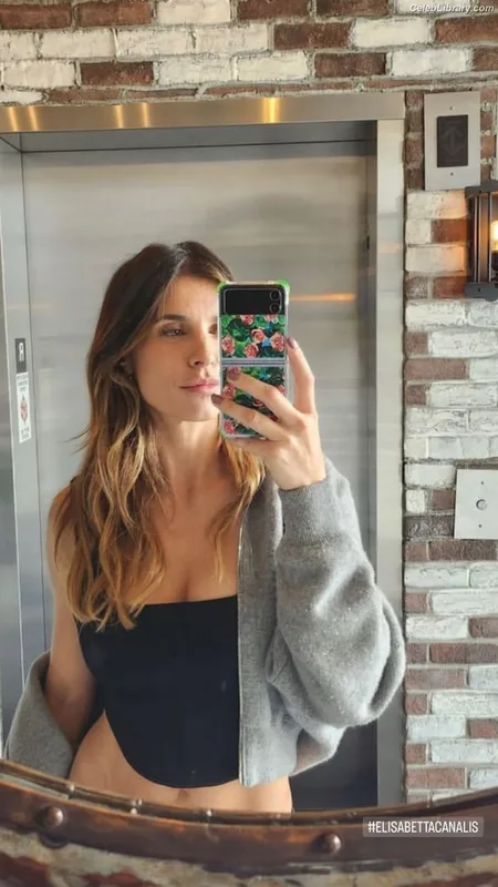 Elisabetta Canalis photo 19 of 844