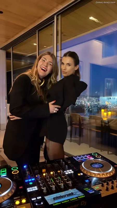 Elisabetta Canalis photo 18 of 844