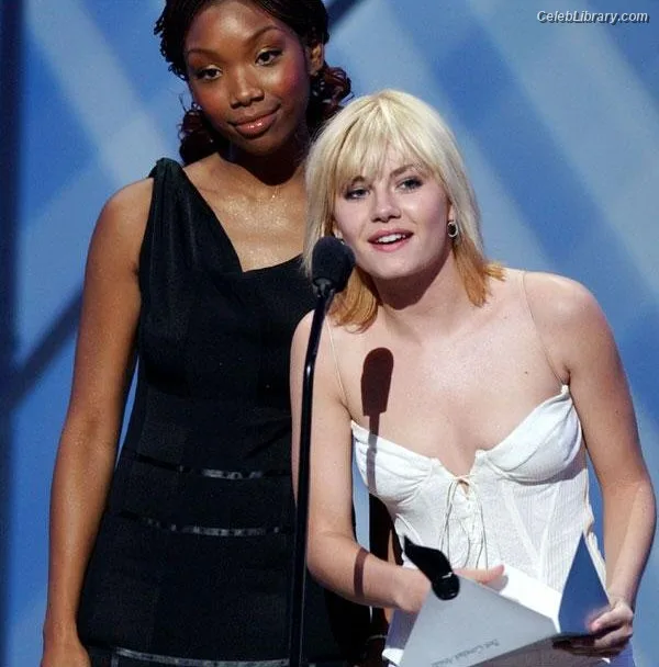 Elisha Cuthbert photo 22 of 246