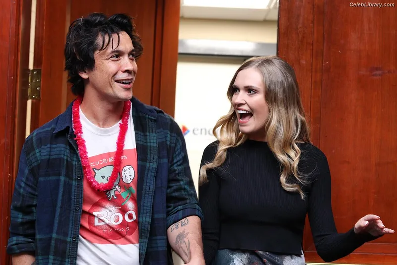 Eliza Taylor photo 9 of 158