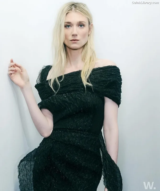 Elizabeth Debicki photo 14 of 335