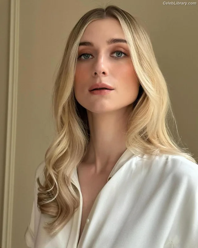 Elizabeth Debicki photo 7 of 335