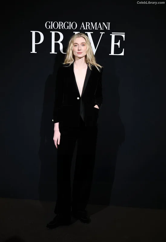 Elizabeth Debicki photo 21 of 335