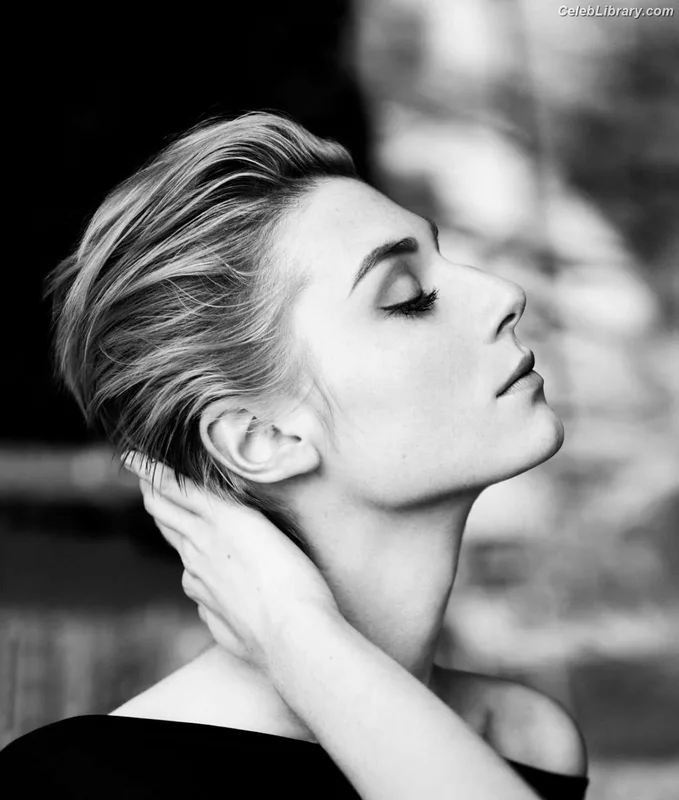 Elizabeth Debicki photo 5 of 335