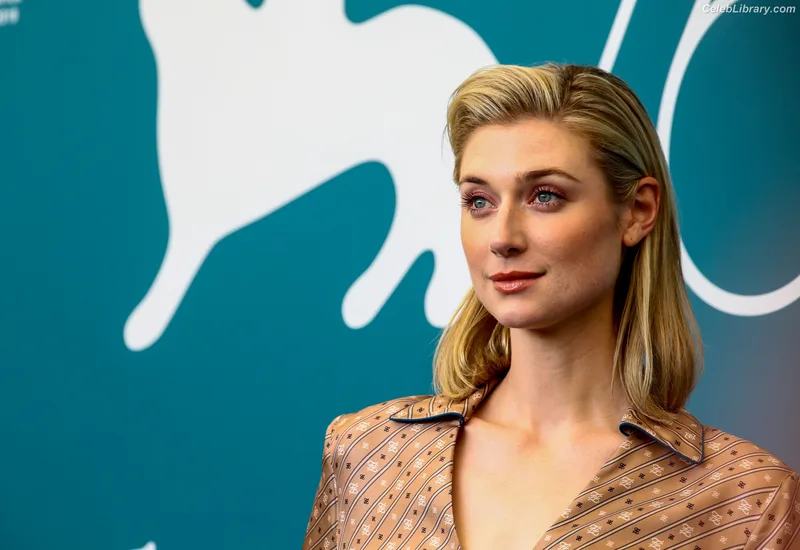 Elizabeth Debicki photo 16 of 335