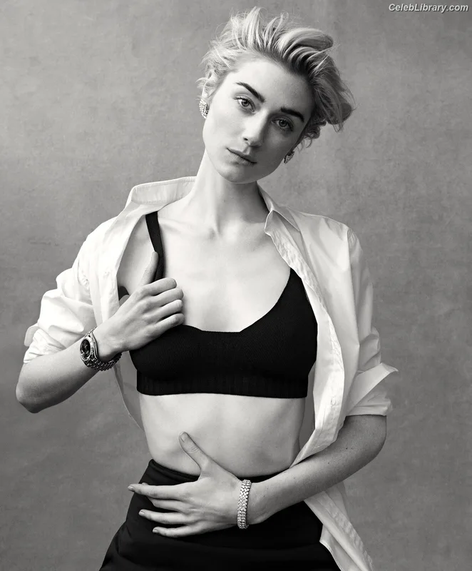 Elizabeth Debicki photo 11 of 335