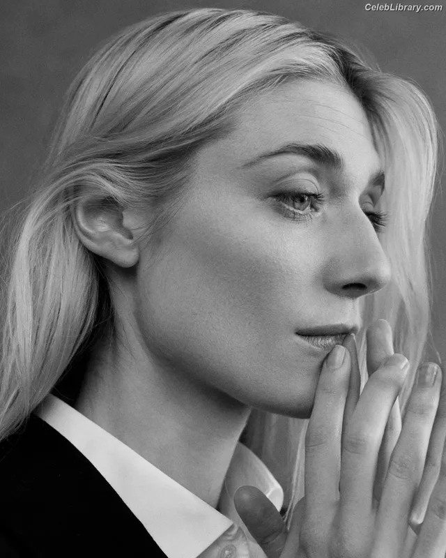 Elizabeth Debicki photo 9 of 335
