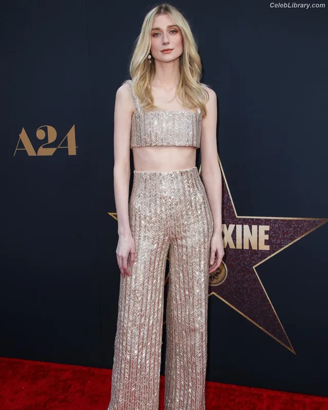 Elizabeth Debicki photo 10 of 335