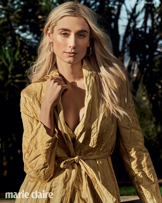 Elizabeth Debicki photo 7 of 335