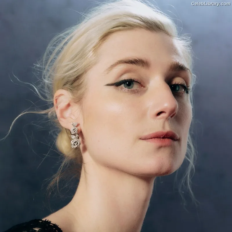 Elizabeth Debicki photo 14 of 335