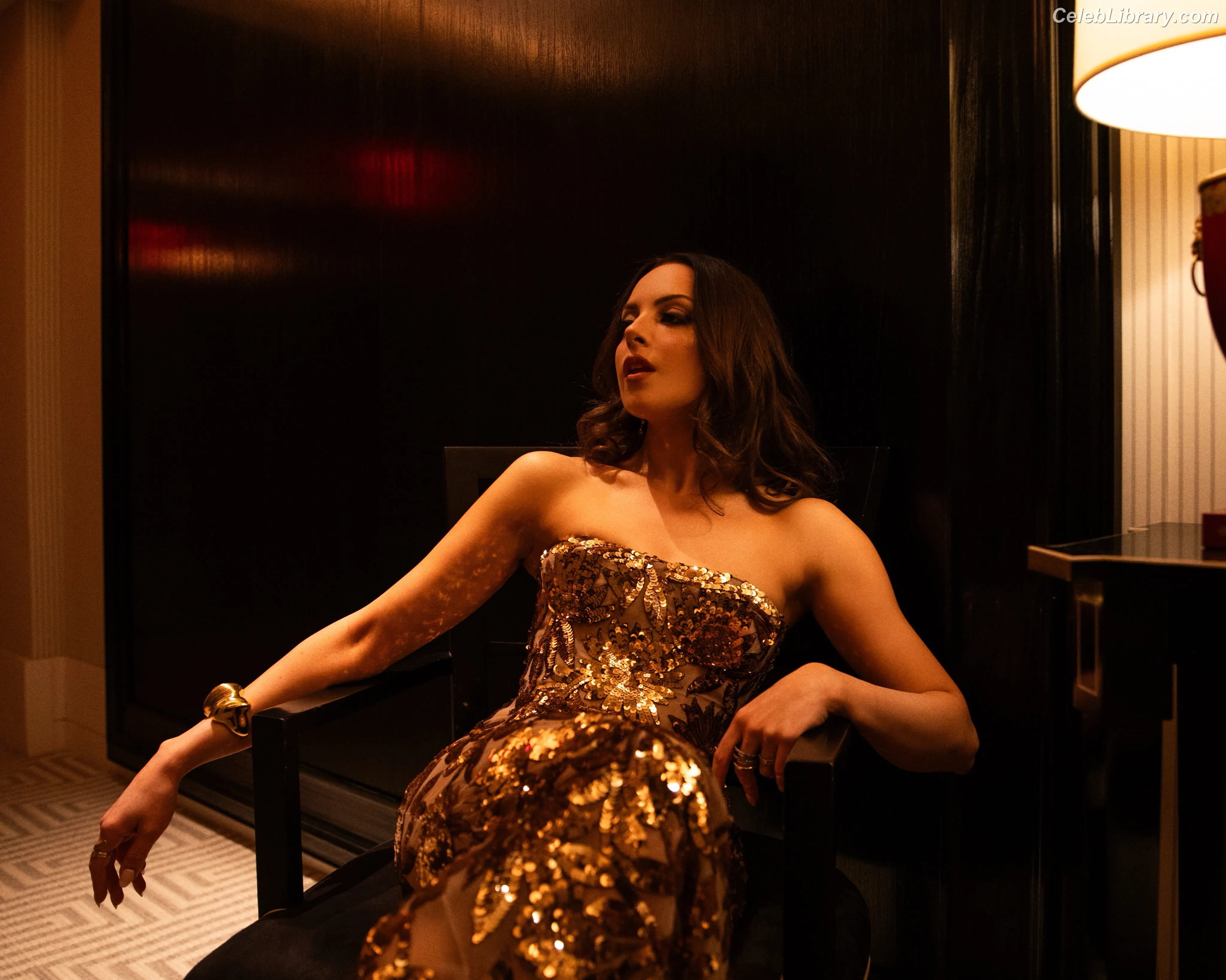 Elizabeth Gillies photo 24 of 680