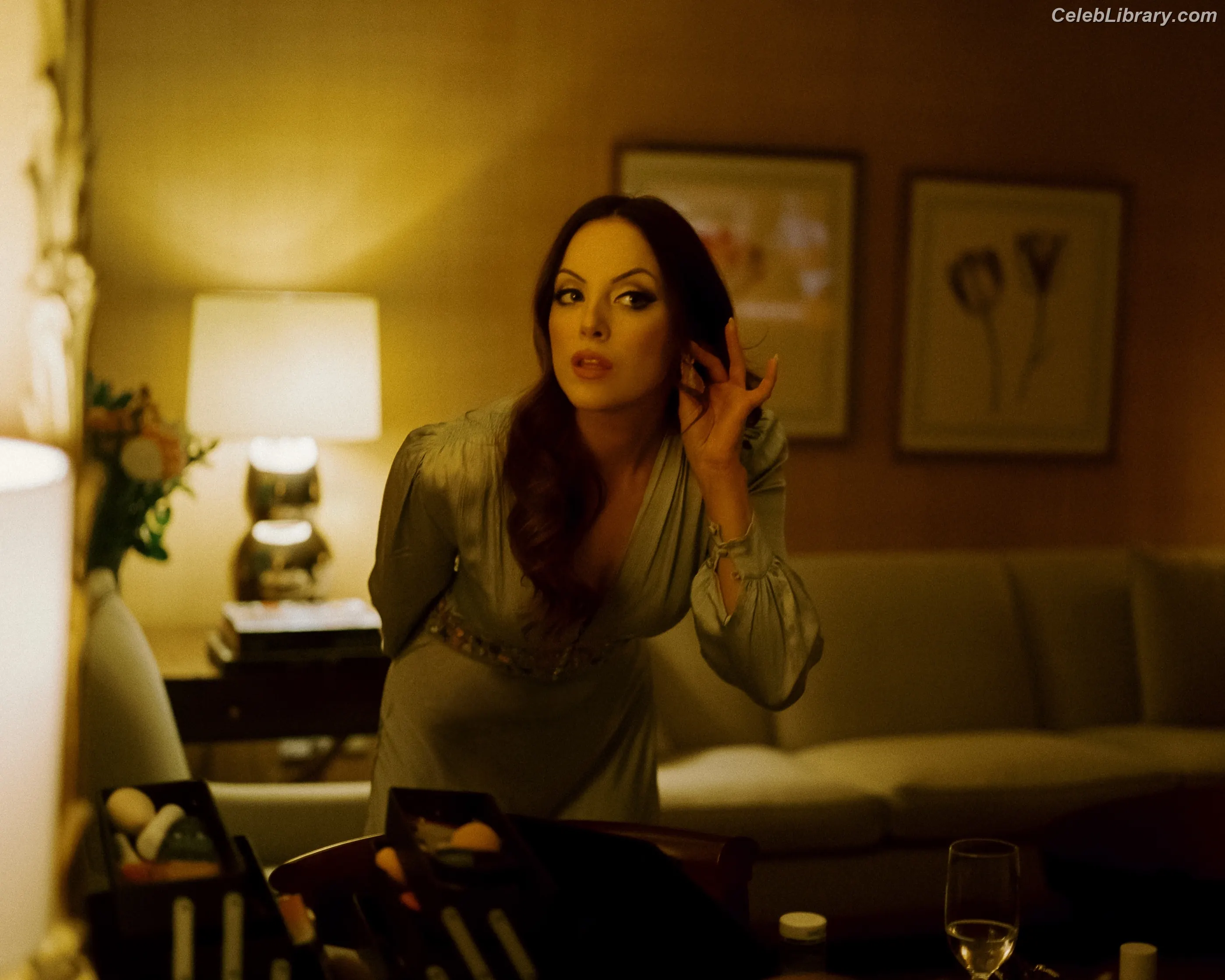 Elizabeth Gillies photo 6 of 680