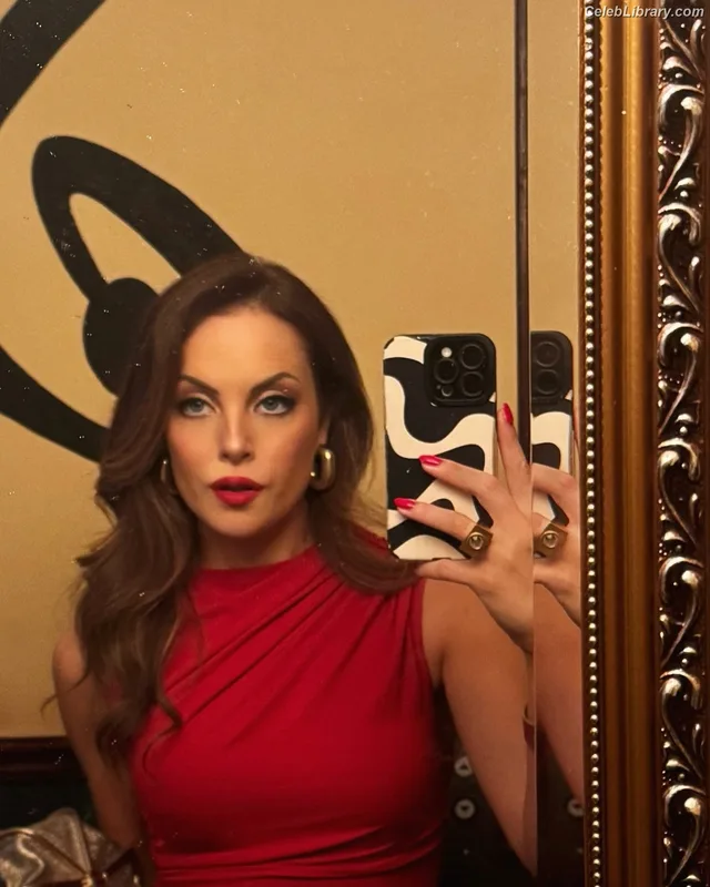 Elizabeth Gillies photo 21 of 675