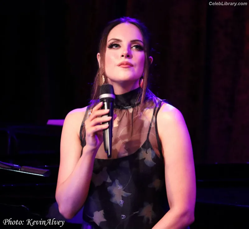 Elizabeth Gillies photo 13 of 675