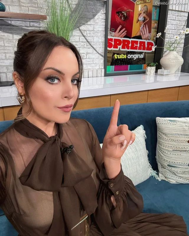 Elizabeth Gillies photo 24 of 675