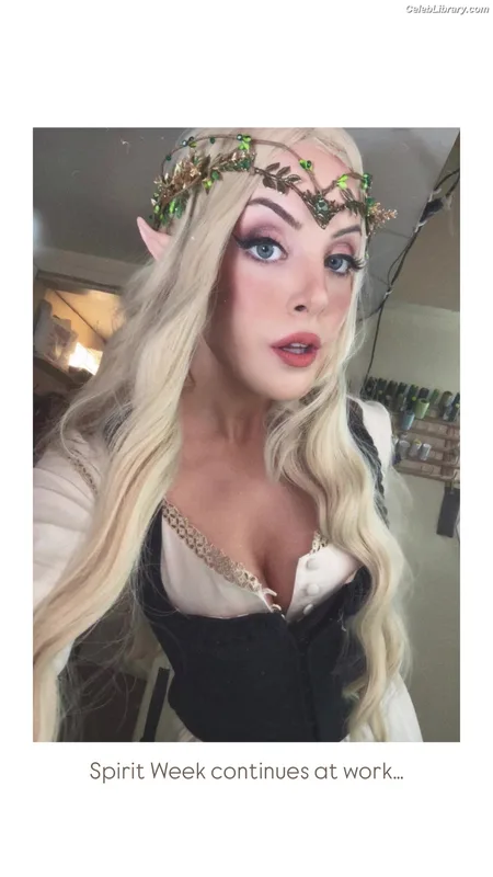 Elizabeth Gillies photo 13 of 675