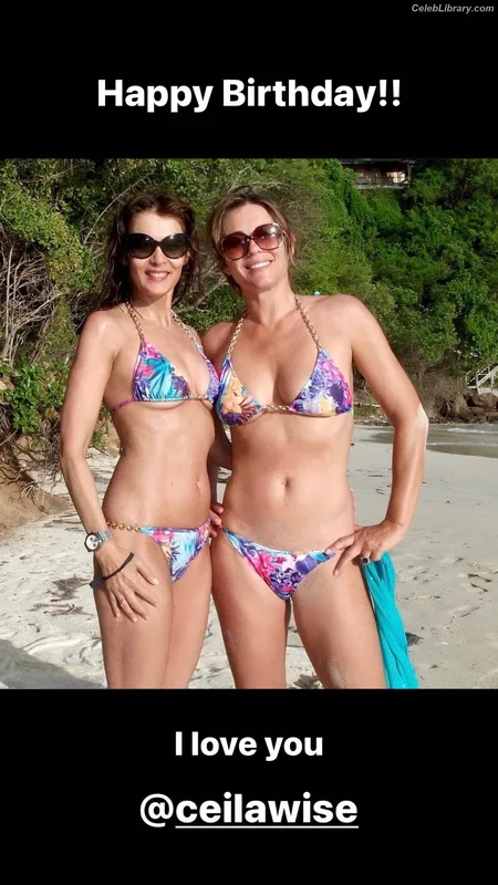 Elizabeth Hurley photo 17 of 823