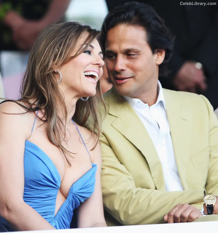 Elizabeth Hurley photo 20 of 823