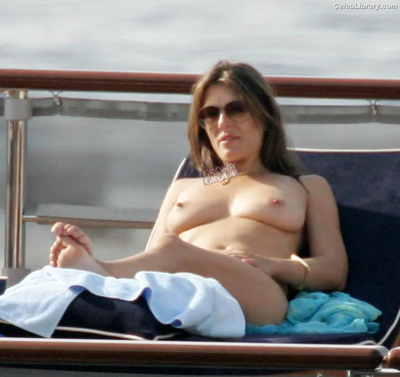 Elizabeth Hurley photo 19 of 823