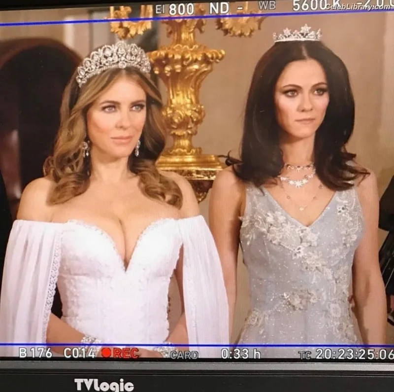 Elizabeth Hurley photo 9 of 823