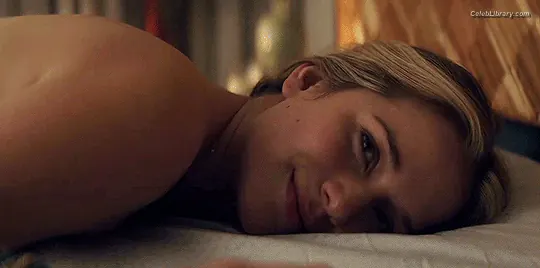 Elizabeth Lail photo 22 of 190