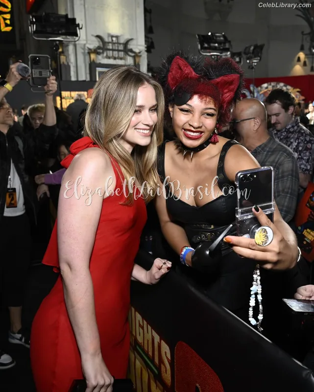 Elizabeth Lail photo 22 of 190