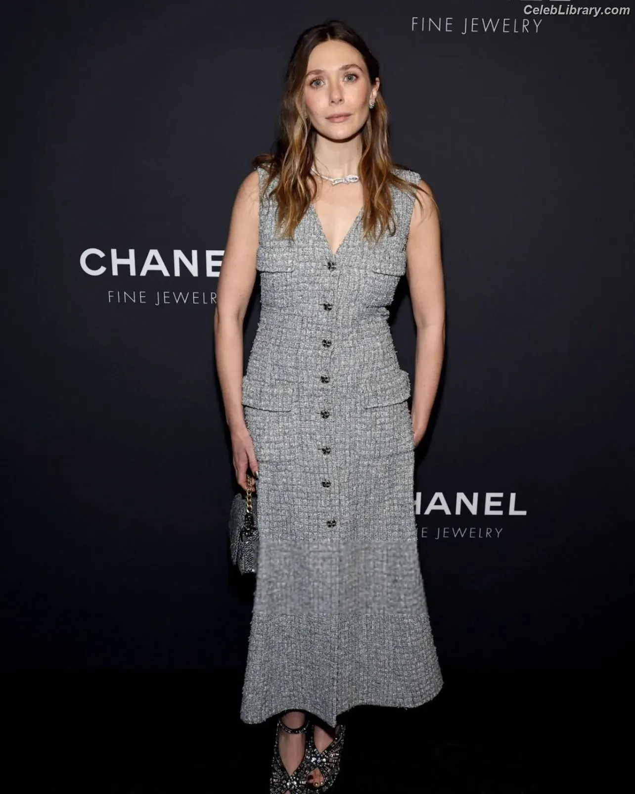 Elizabeth Olsen photo 12 of 2302