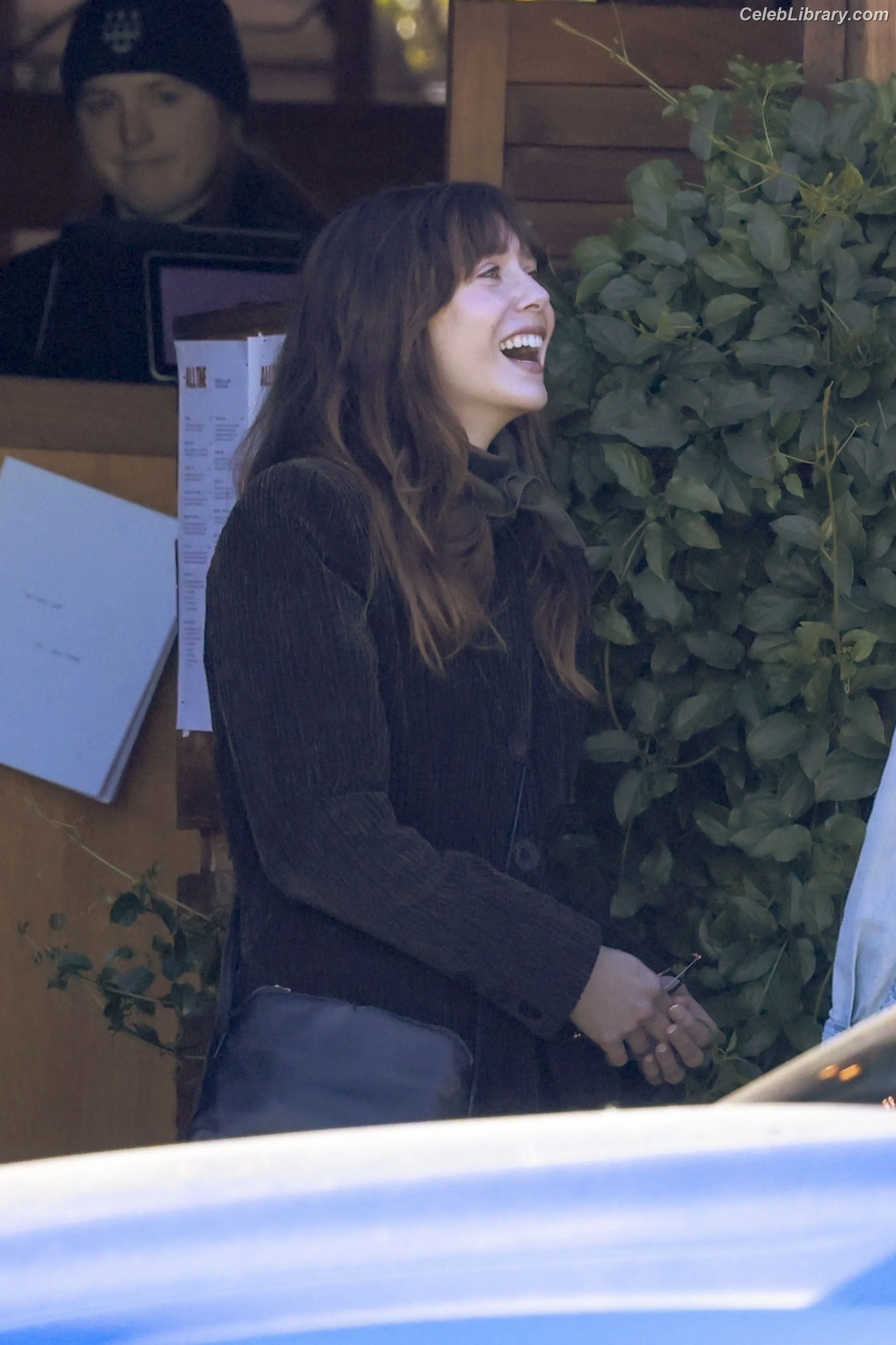 Elizabeth Olsen photo 11 of 2302