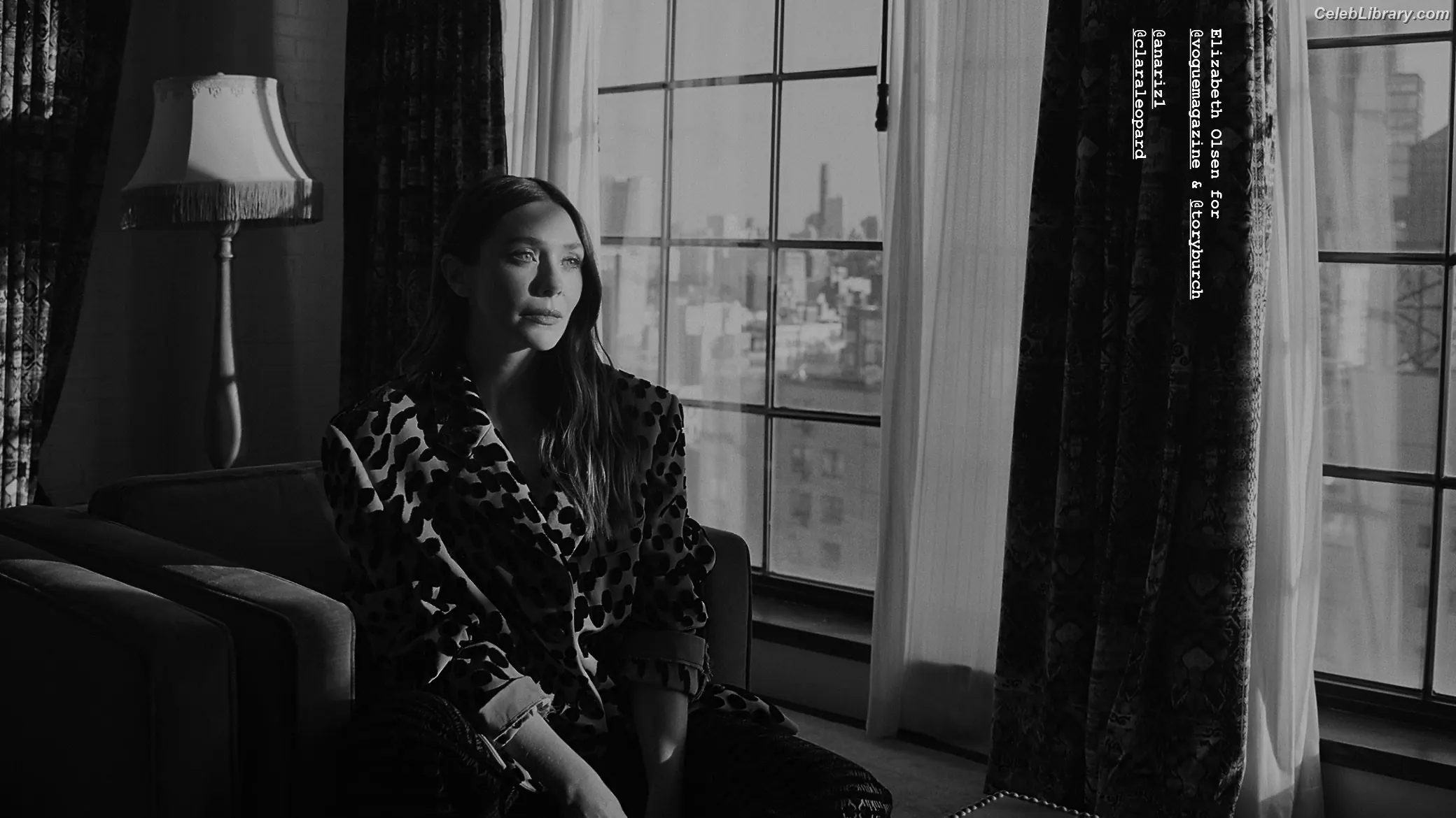 Elizabeth Olsen photo 23 of 2302