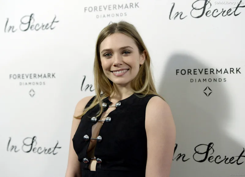 Elizabeth Olsen photo 19 of 2302