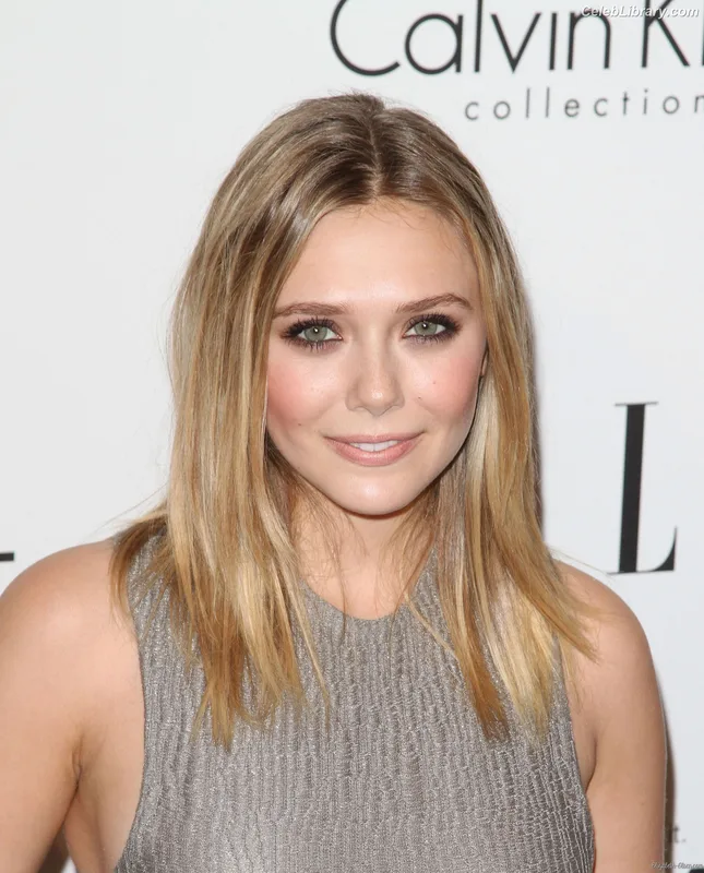 Elizabeth Olsen photo 18 of 2302