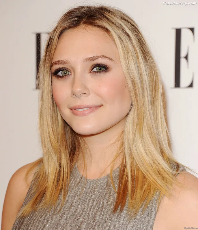 Elizabeth Olsen photo 10 of 2302