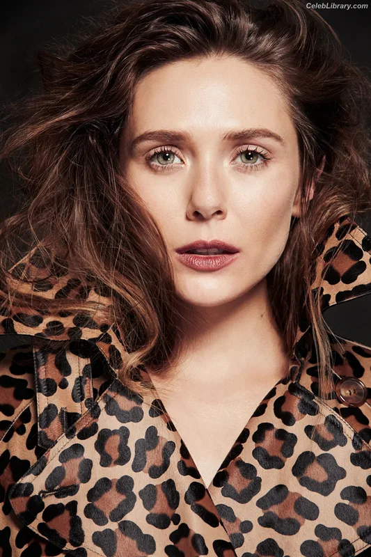 Elizabeth Olsen photo 14 of 2302