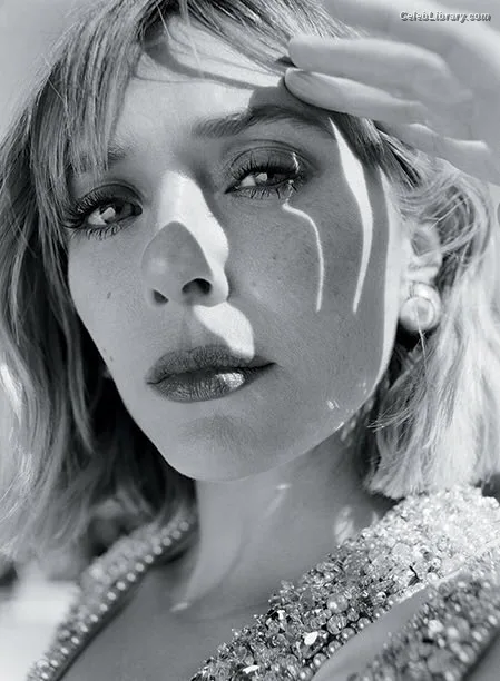 Elizabeth Olsen photo 22 of 2302
