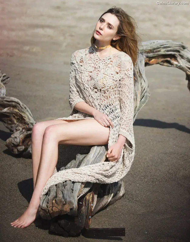 Elizabeth Olsen photo 12 of 2302