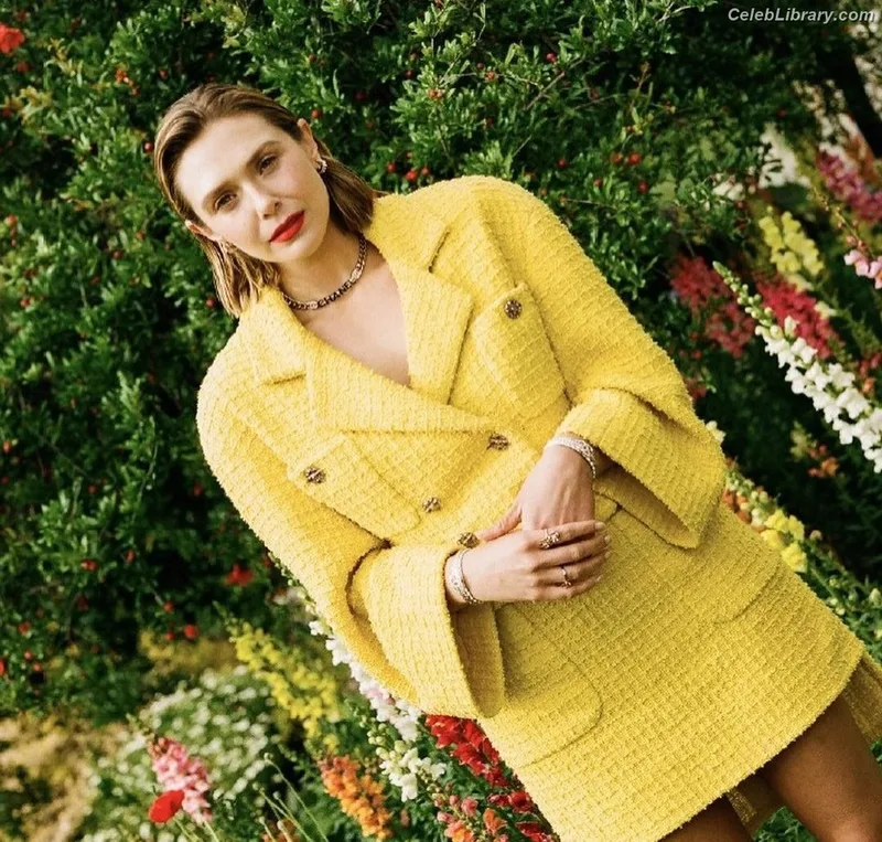 Elizabeth Olsen photo 21 of 2302