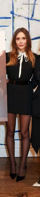 Elizabeth Olsen photo 18 of 2302