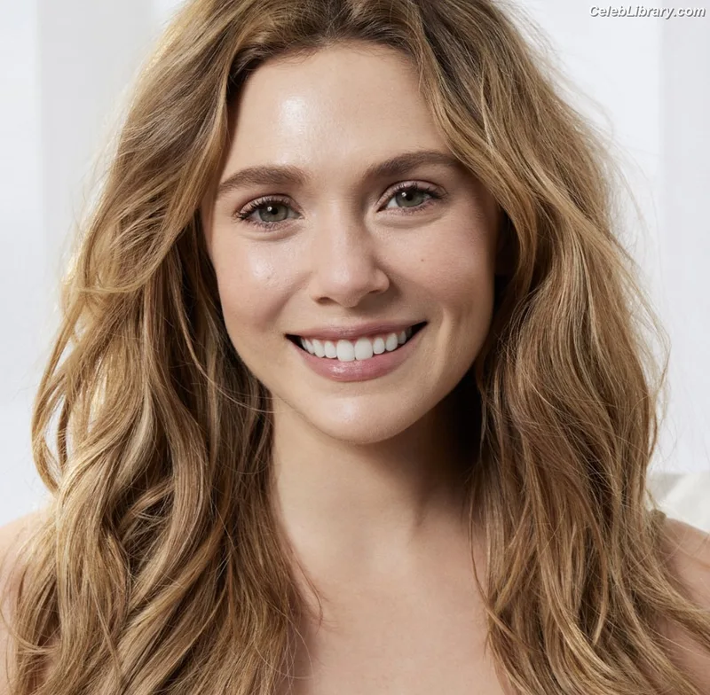 Elizabeth Olsen photo 7 of 2302